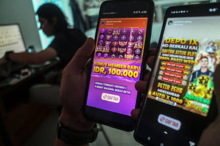 Slot online bertema horor adalah pengalaman unik yang menggabungkan sensasi bermain game dengan atmosfer menegangkan khas film horor.